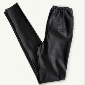 WILFRED FREE - ARITZIA - Daria High Waisted Vegan Leather Leggings - Size XS
